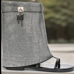 Cape Robbin SHILOHA Black & Silver Rhinestone SandalsLock Zipper CLosur Size 7.5